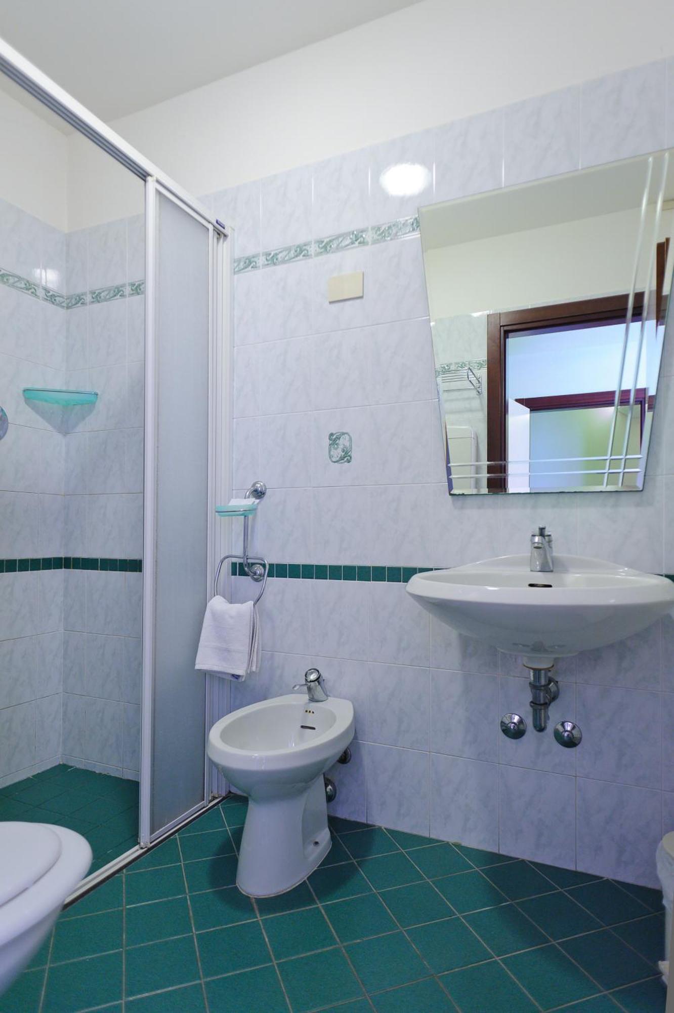 Viva Beach Hotel Rimini Phòng bức ảnh