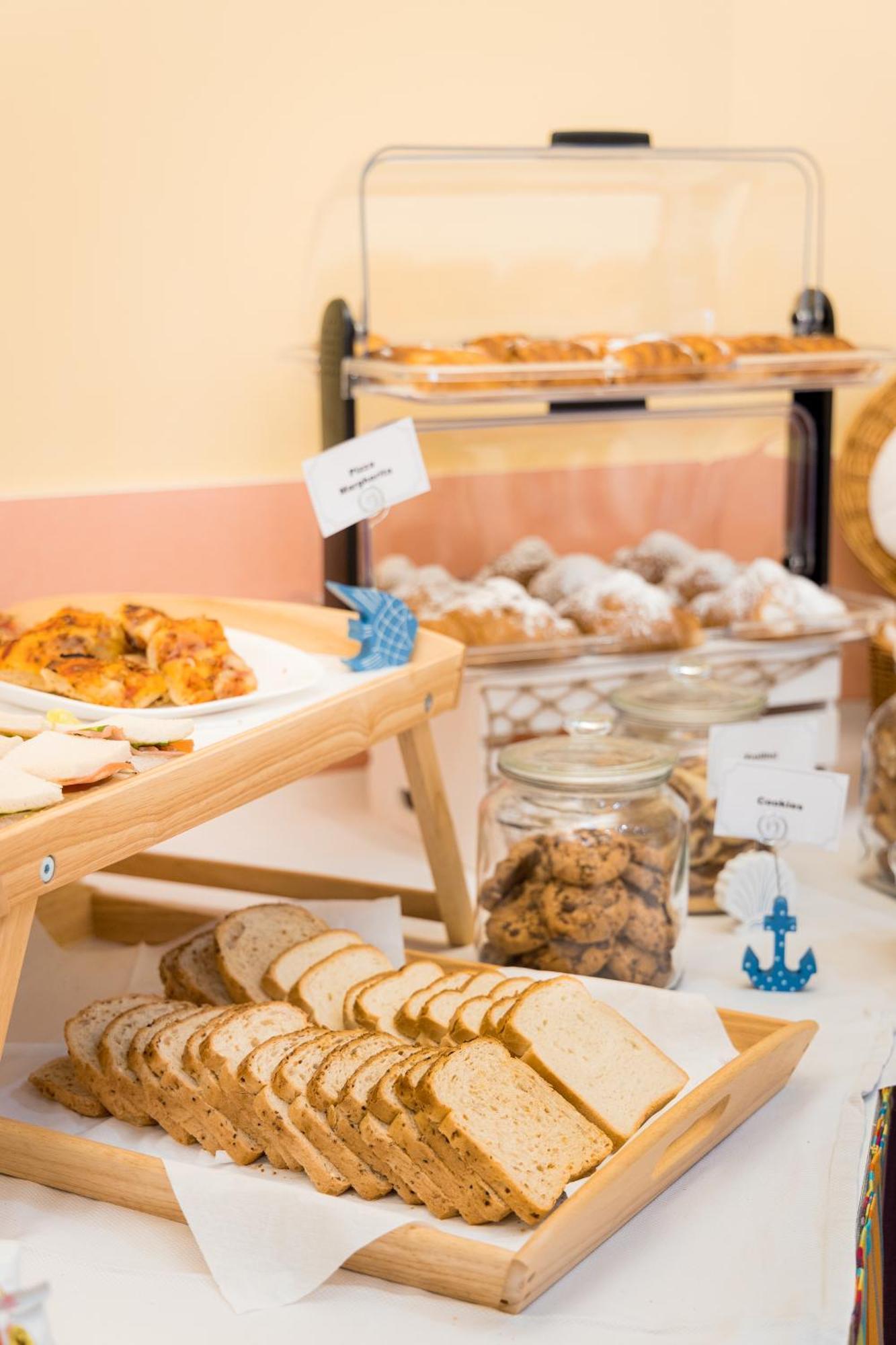 Viva Beach Hotel Rimini Ngoại thất bức ảnh