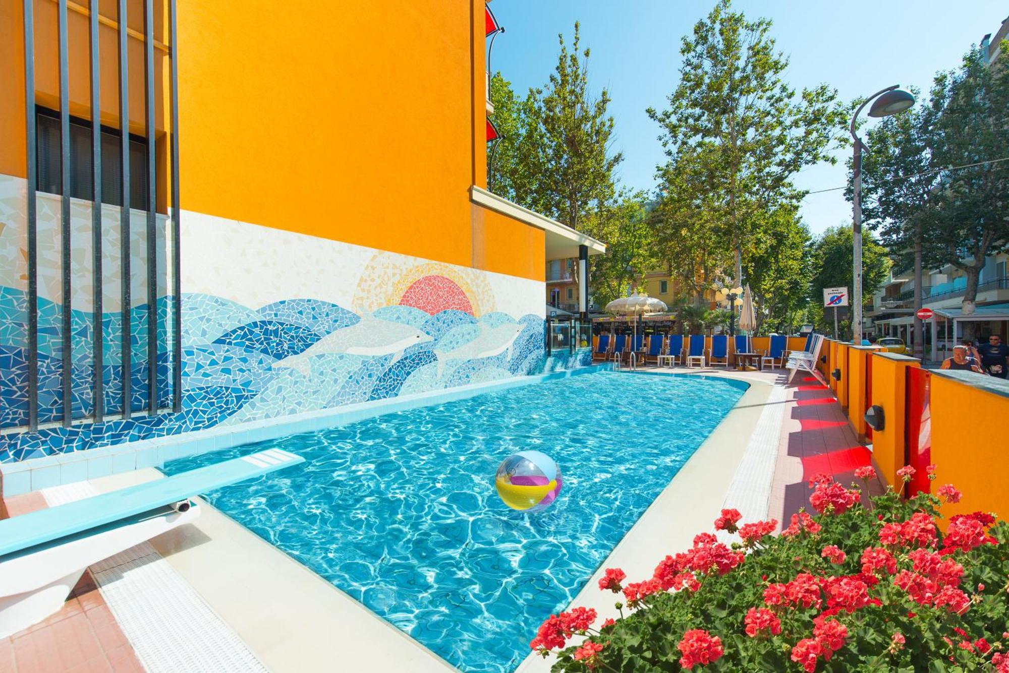 Viva Beach Hotel Rimini Ngoại thất bức ảnh